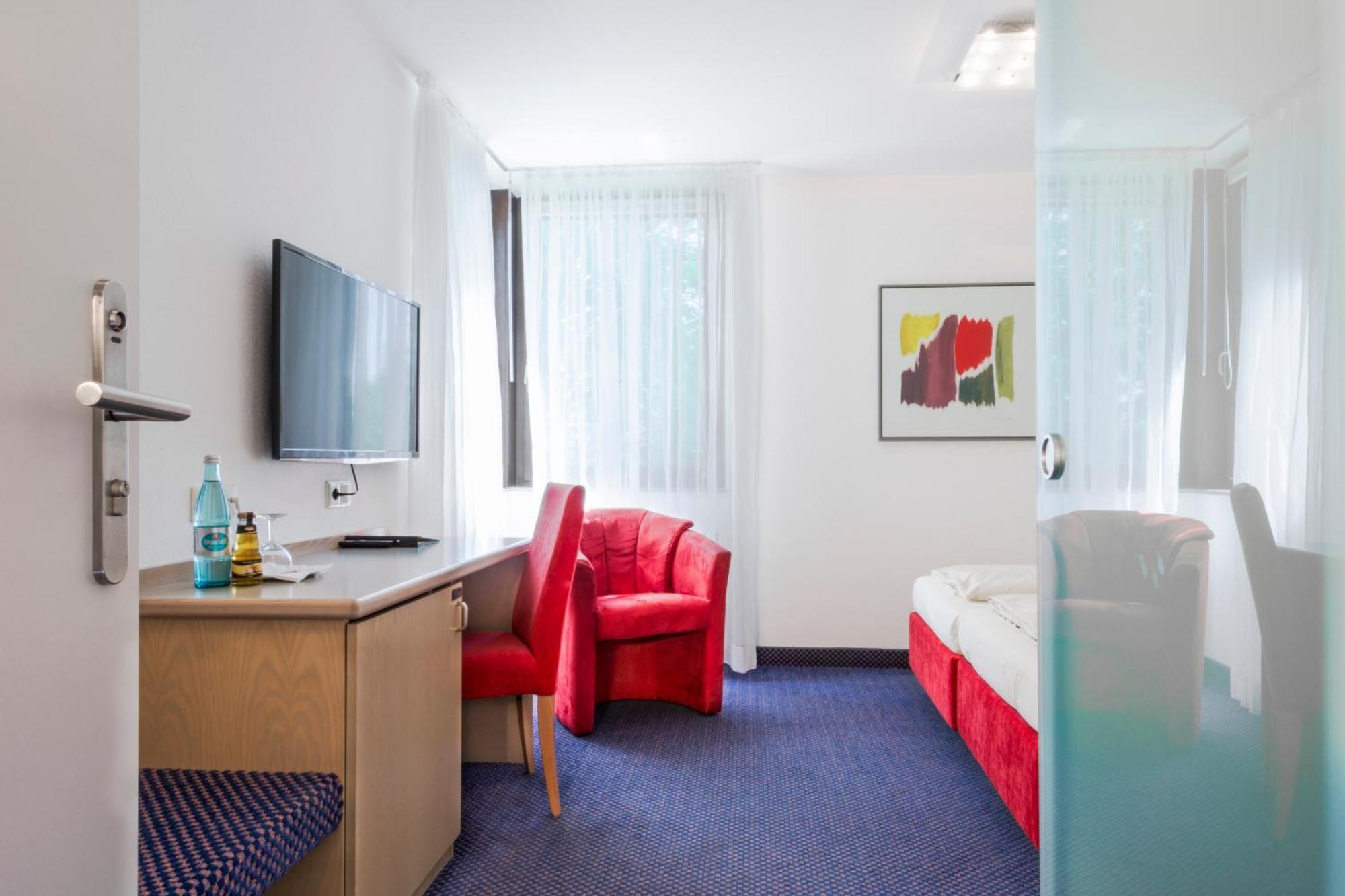 Parkhotel Schillerhoehe Marbach am Neckar Pokoj fotografie